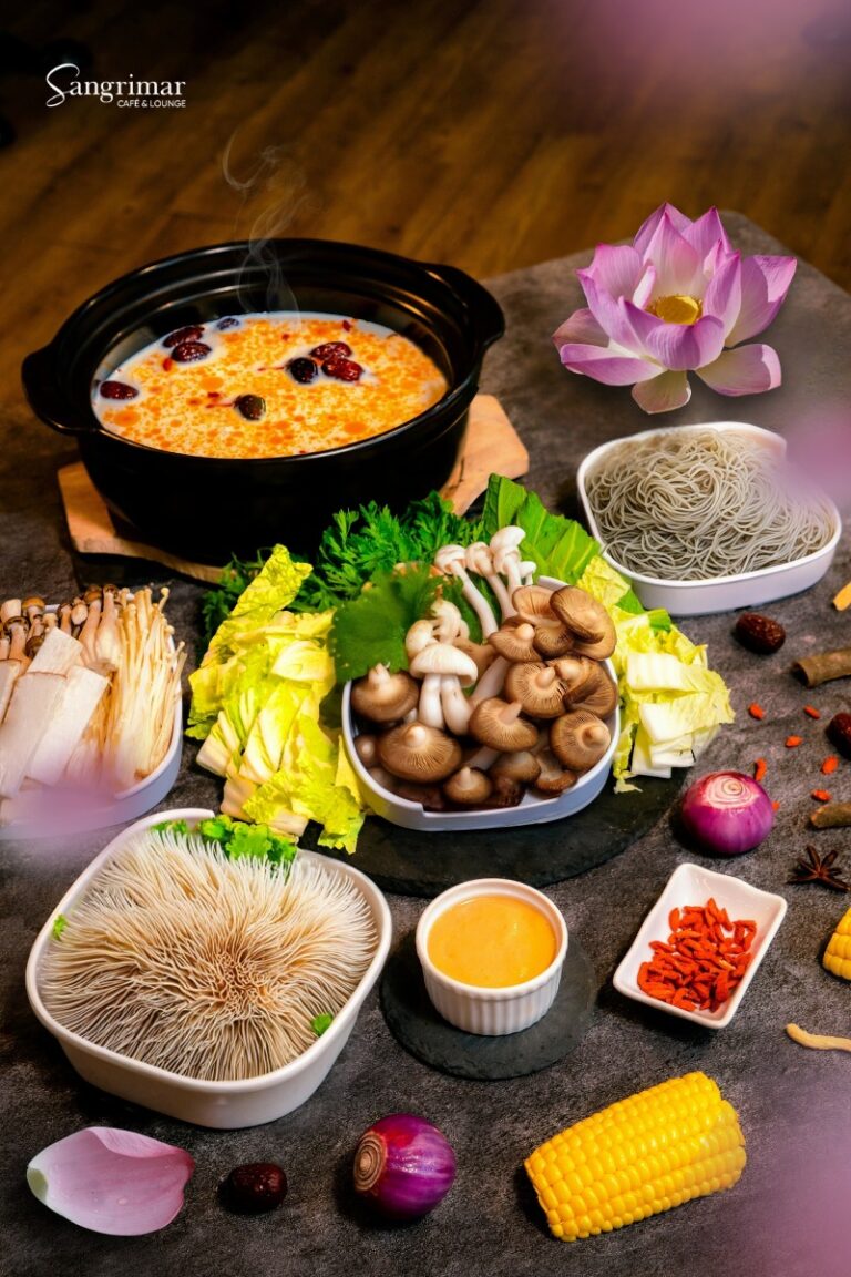 Vegetarian Buffet at Sangrimar Café & Lounge