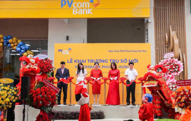 PVcomBank khai trương trụ sở mới tại Phú Mỹ Hưng